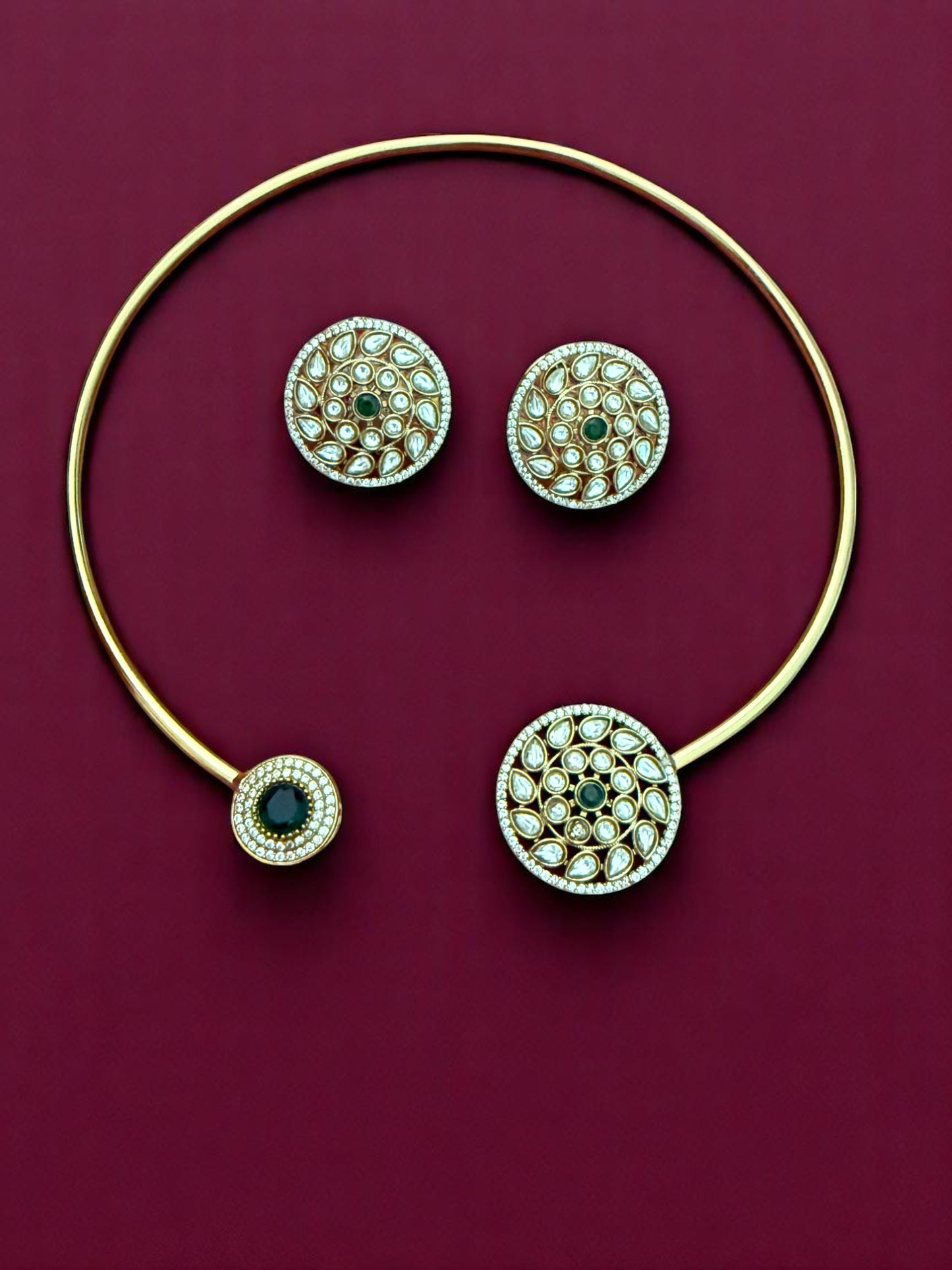 Kundan Encrusted Hasli Necklace Set with Circular Floral Motif