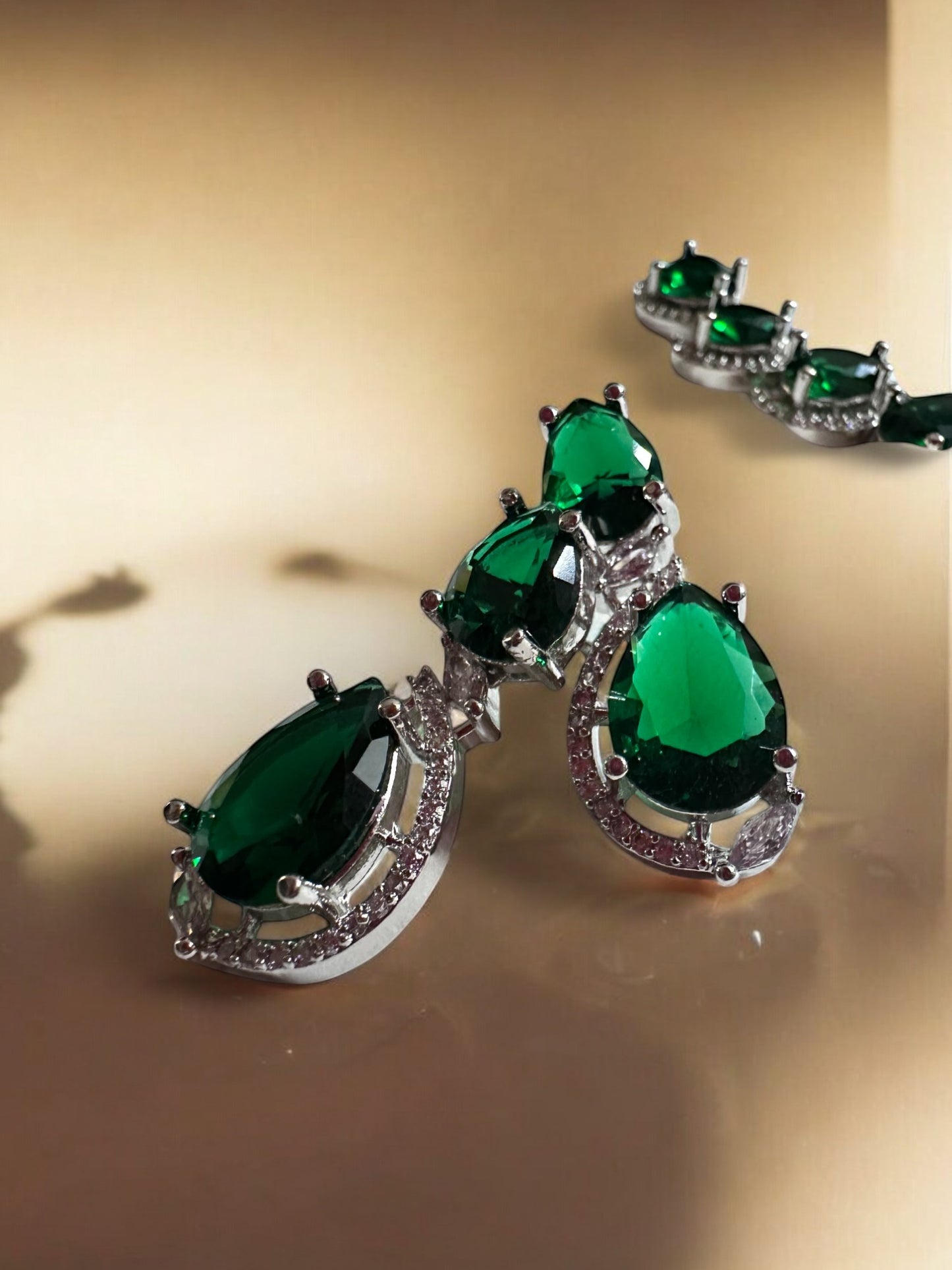 Emerald Green Rhodium Plated Cubic Zircon Necklace Set