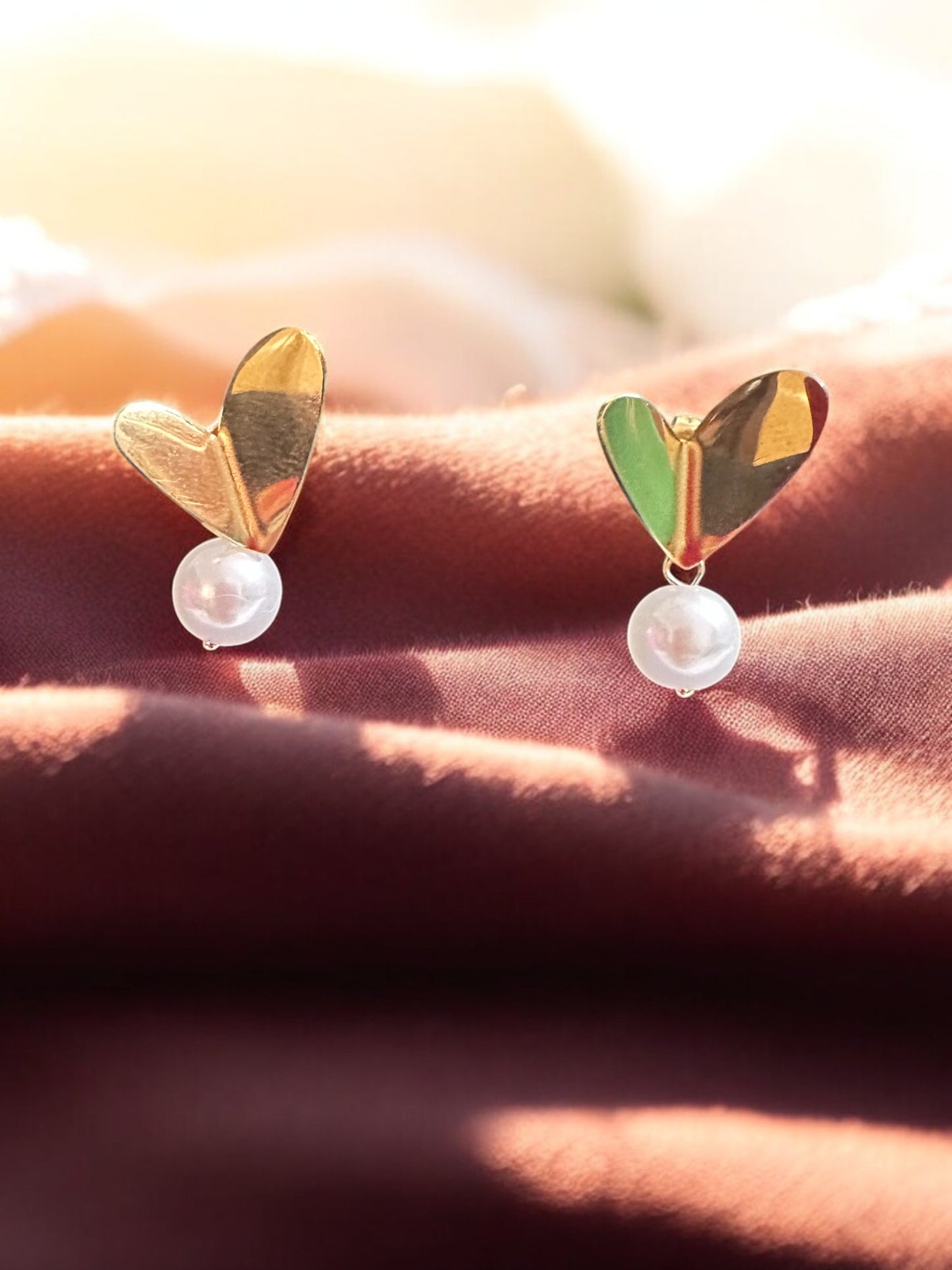 Anti Tarnish Pearl Gold Earring