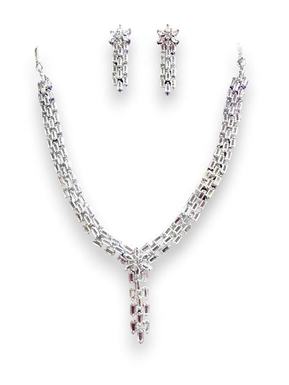 Sparkling Crystal Necklace and Earrings Set, Intricate Design
