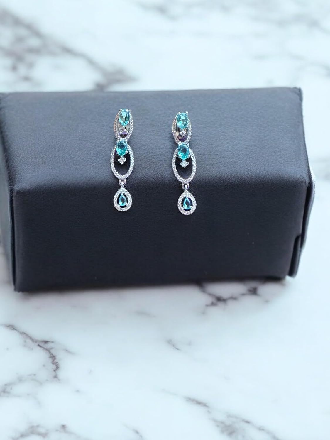 Stylish Necklace and Earrings Set with Blue Gemstones, Silver Finish