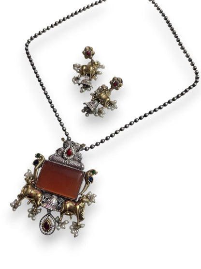 Vintage Style Pendant Necklace Set with Blue Stones, Pearl Beads, Antique Metal Chain, Cage Design Earrings