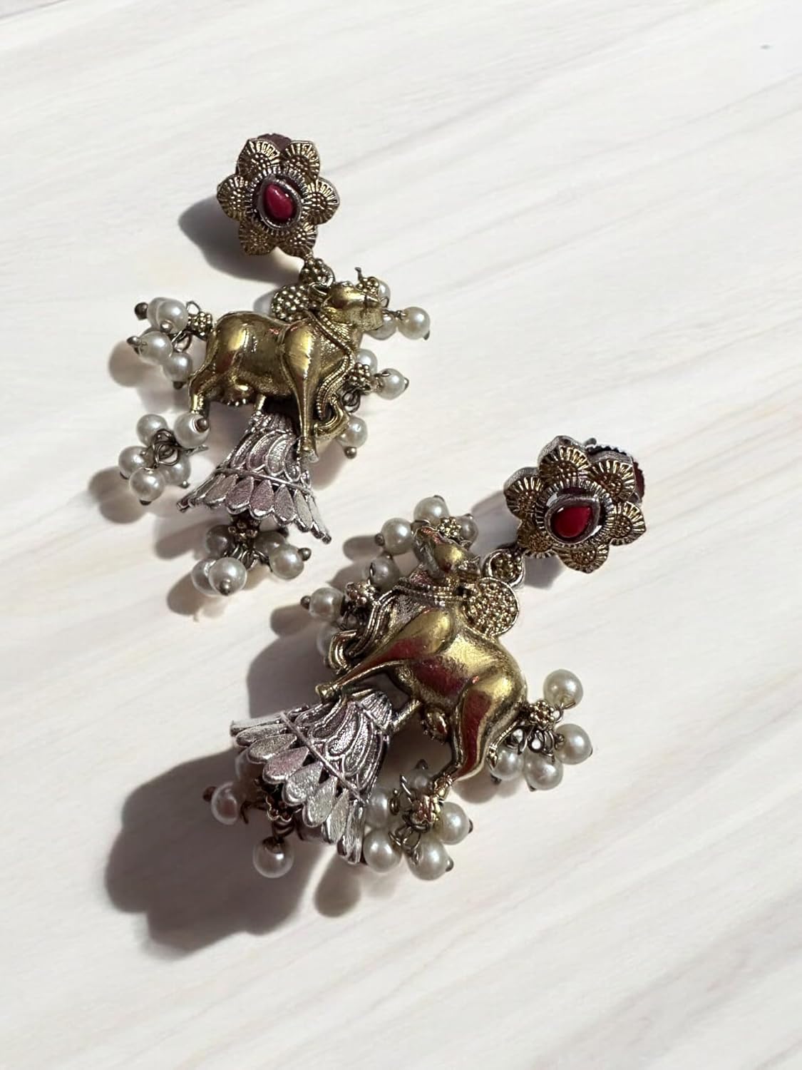 Vintage Style Pendant Necklace Set with Blue Stones, Pearl Beads, Antique Metal Chain, Cage Design Earrings