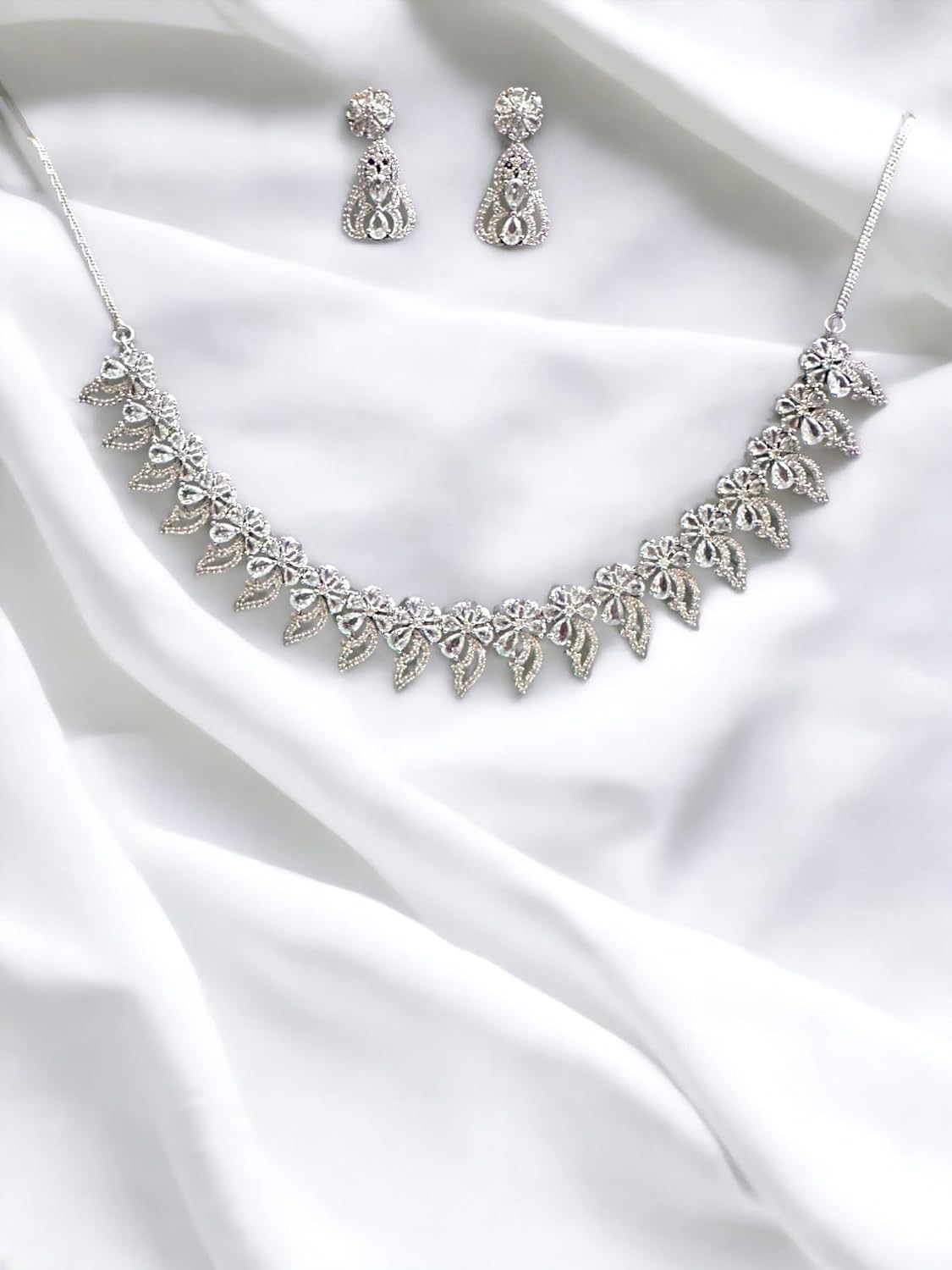 Cubic Zirconia Necklace Set with Leaf Design, 50 cm Chain, Silver Tone