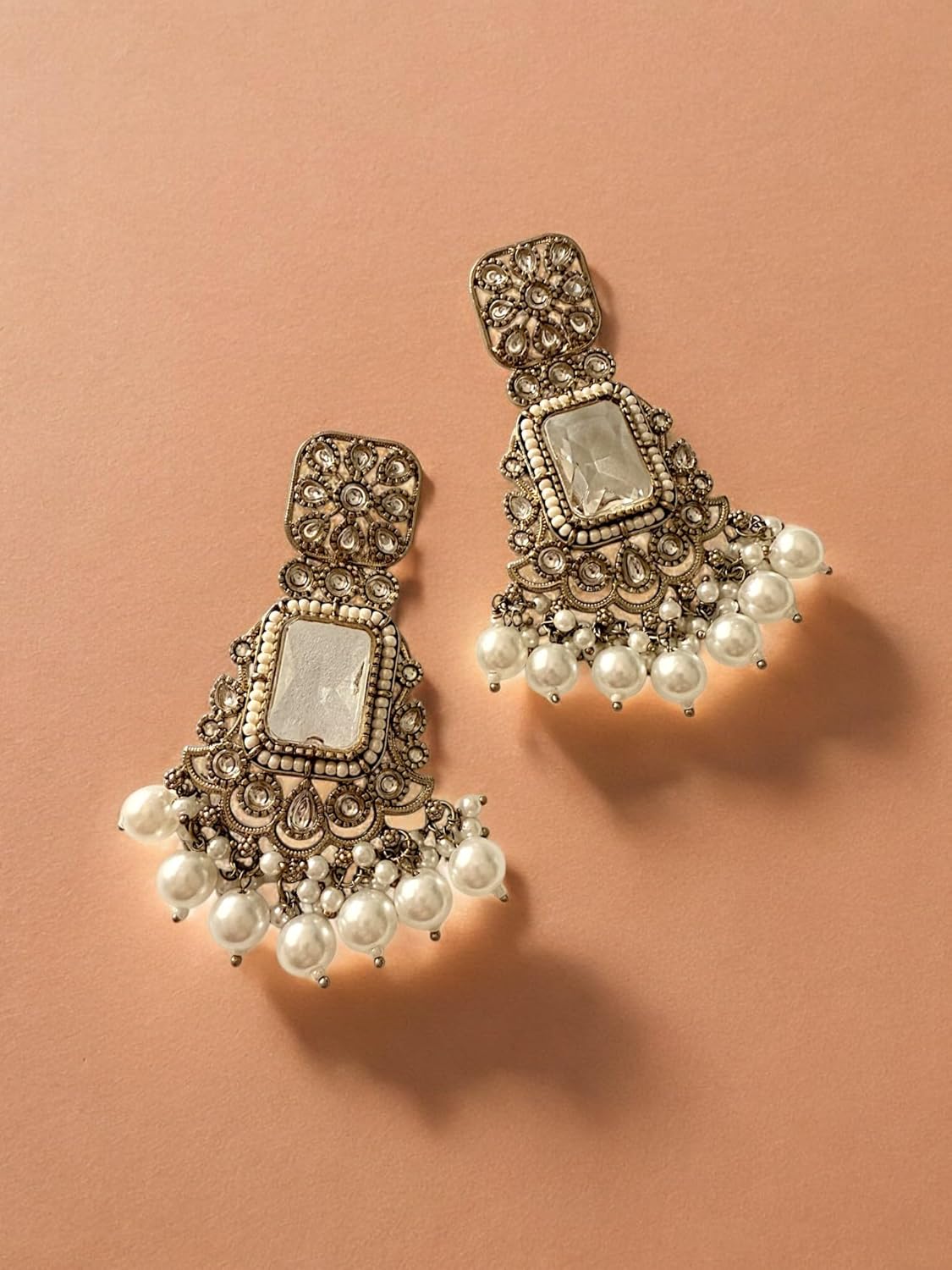 Regal Kundan Chandelier Earrings with Pearls
