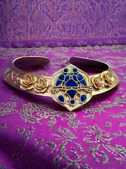 Rebekah Floral Collar Hasli Set with Enamel Detailing