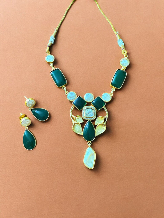 Emerald Green Petal Necklace Set with Green Onyx and Mother of Pearl