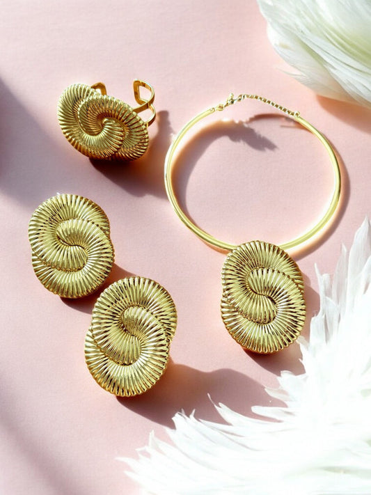Vacation Classic Oval Spiral Stripe Necklace Set with Bracelet