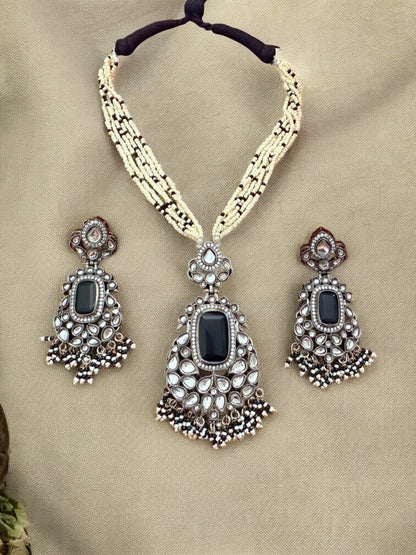 Black Stone Beaded Anitque Necklace set with Pearl Beaded Strands