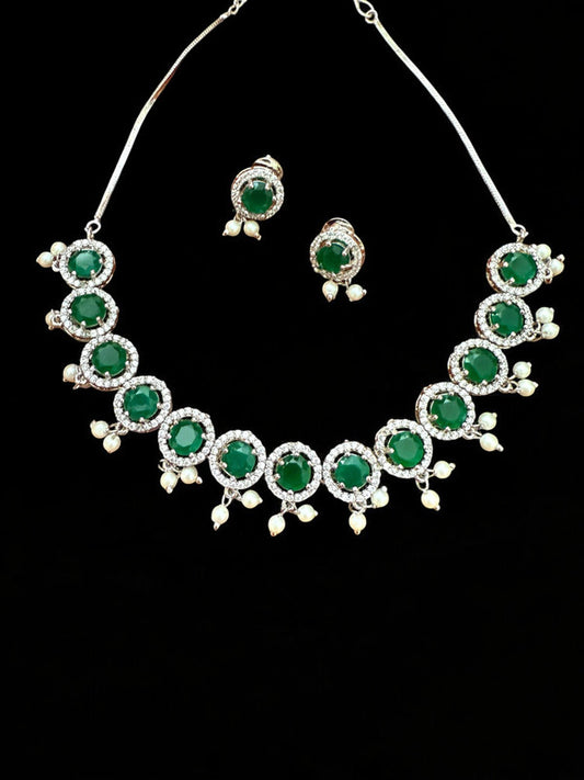 Emarld Green Stone Necklace set with Pearl Accents