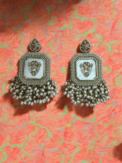 White Royal Kundan Pearl Dangler Earrings with Mother of Pearl Inlay