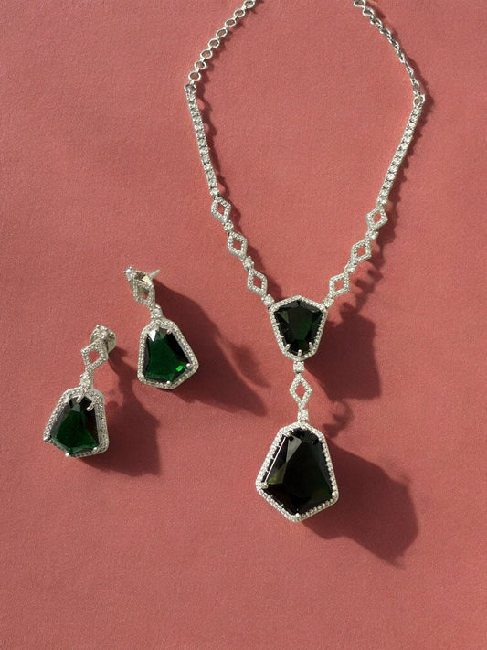 Emerald Stone-Studded Necklace Set with Matching Earrings