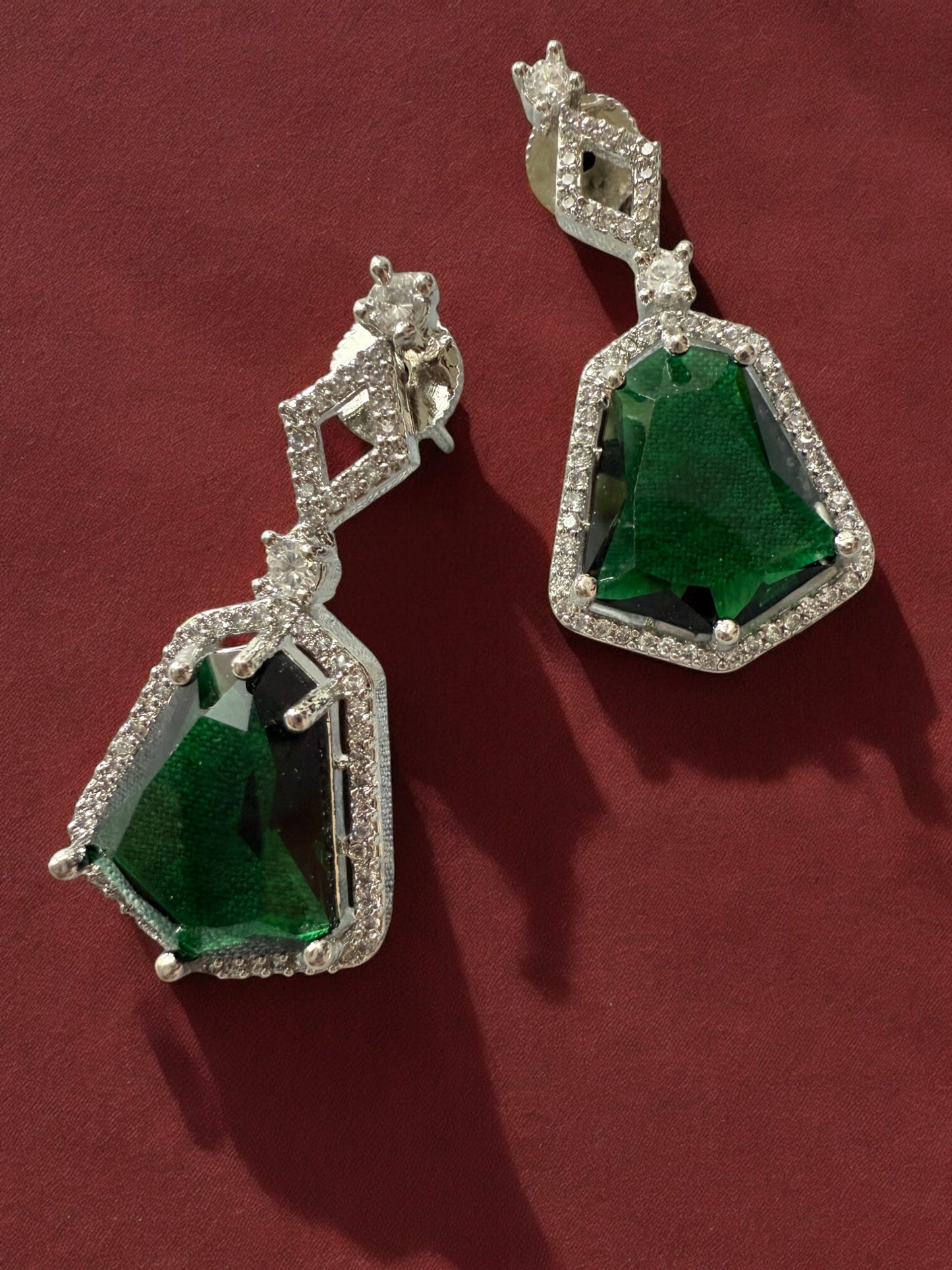 Emerald Stone-Studded Necklace Set with Matching Earrings