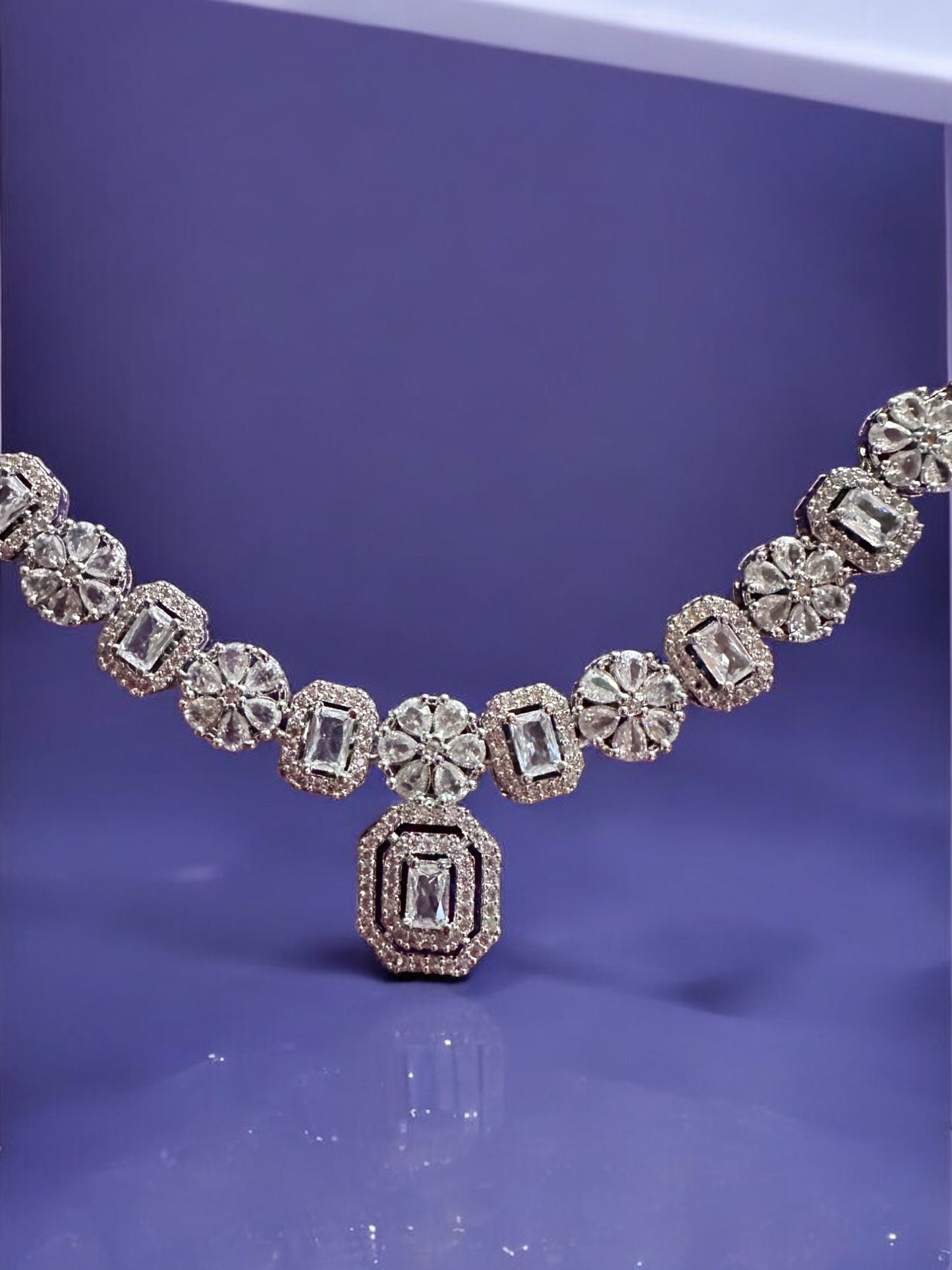 Premium Silver Stone Studded Necklace Set