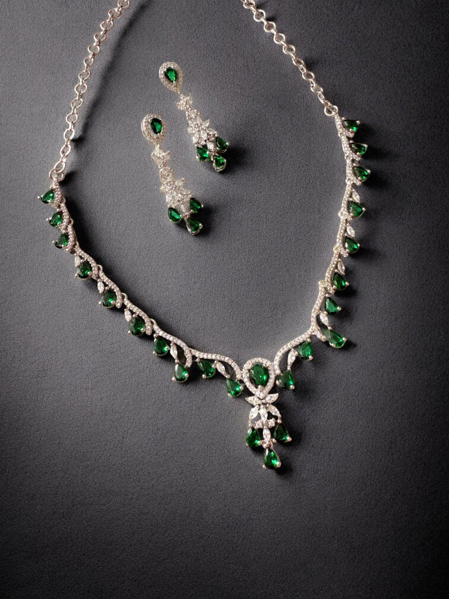 Emerald Green Rhodium Plated Cubic Zircon Necklace Set