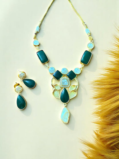 Emerald Green Petal Necklace Set with Green Onyx and Mother of Pearl