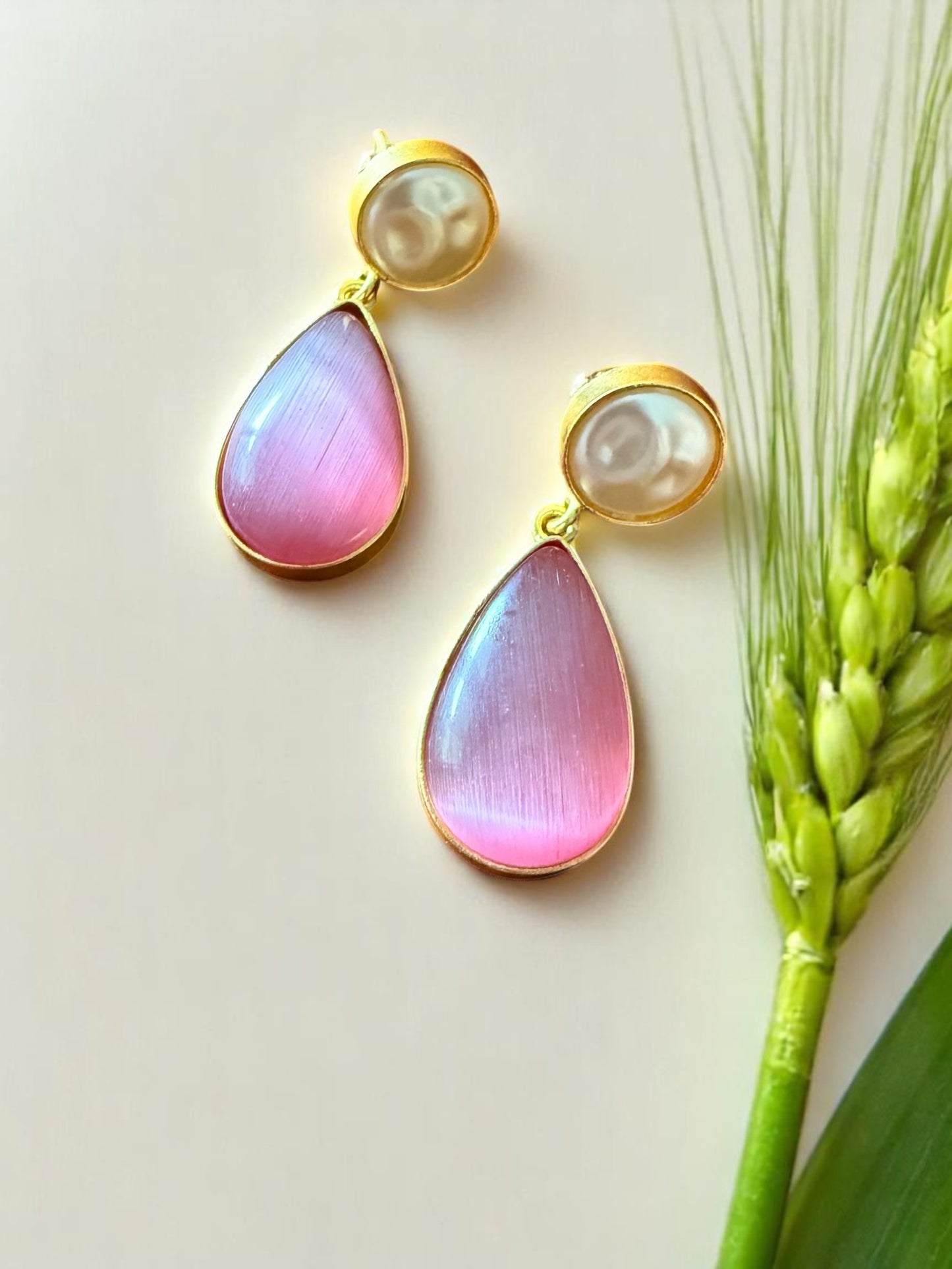 Pink Petal Necklace Set with Green Onyx and Mother of Pearl
