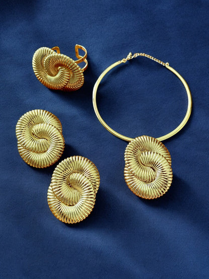 Vacation Classic Oval Spiral Stripe Necklace Set with Bracelet
