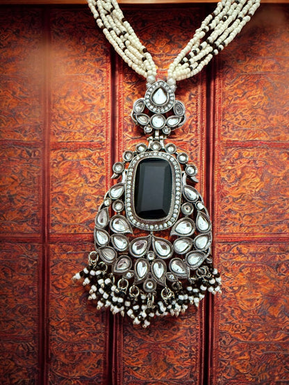 Black Stone Beaded Anitque Necklace set with Pearl Beaded Strands