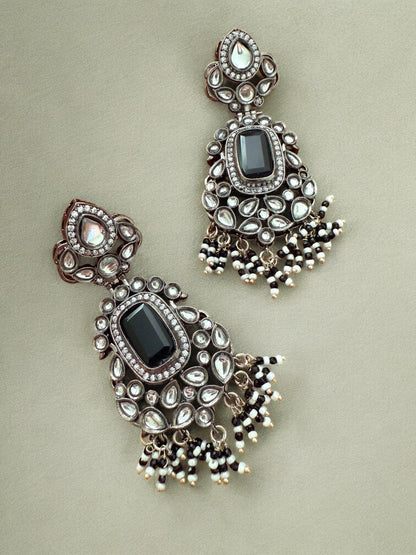 Black Stone Beaded Anitque Necklace set with Pearl Beaded Strands