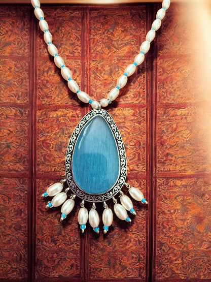 Tear Drop Blue Pendant Set with Pearl Strand