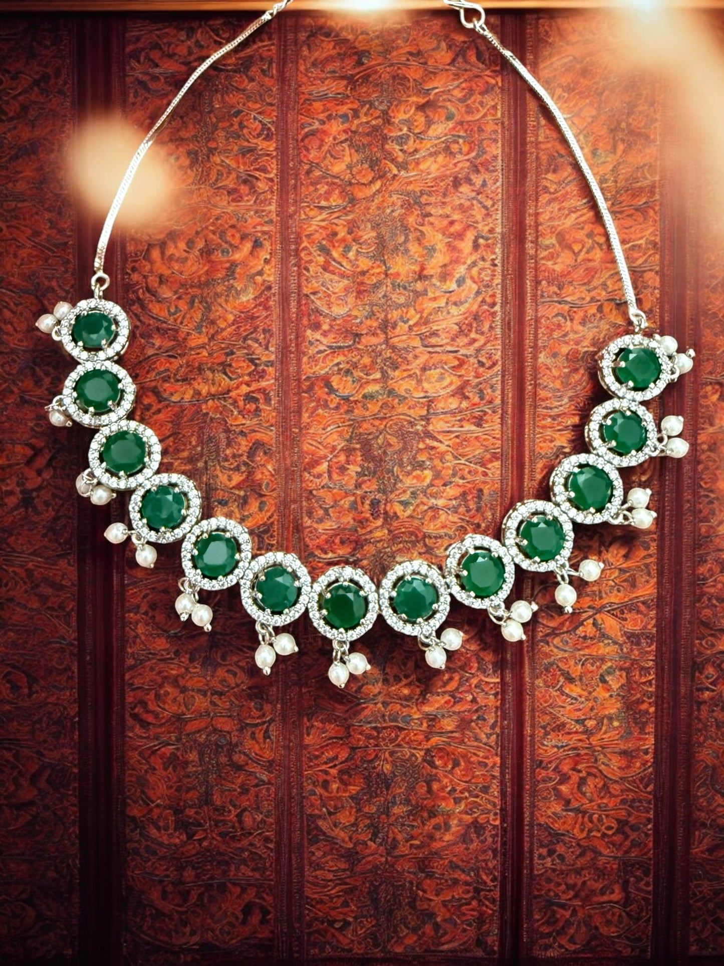 Emarld Green Stone Necklace set with Pearl Accents