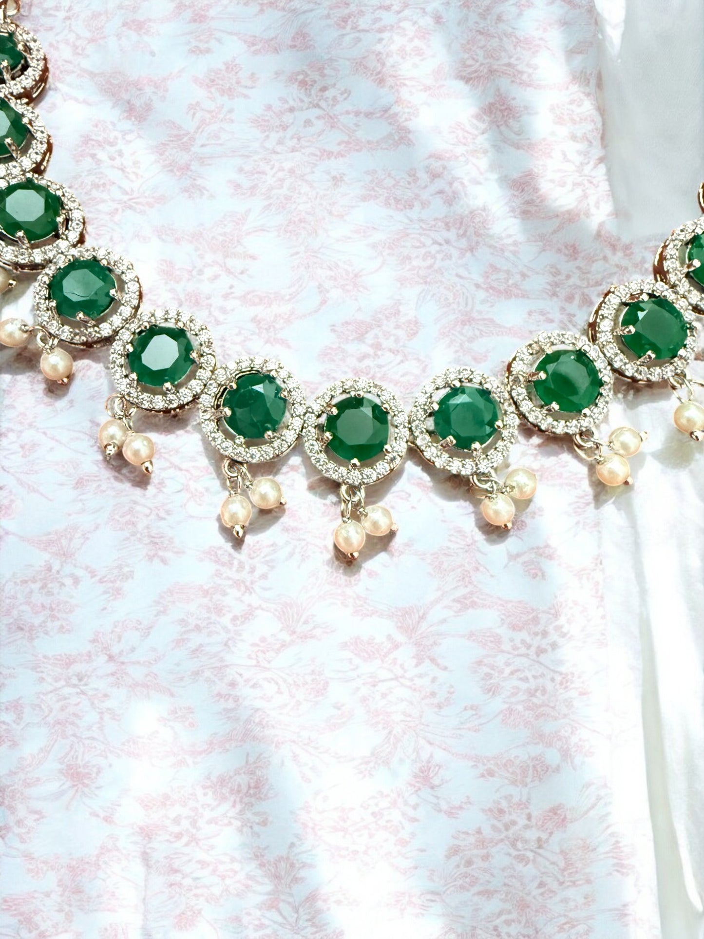 Emarld Green Stone Necklace set with Pearl Accents