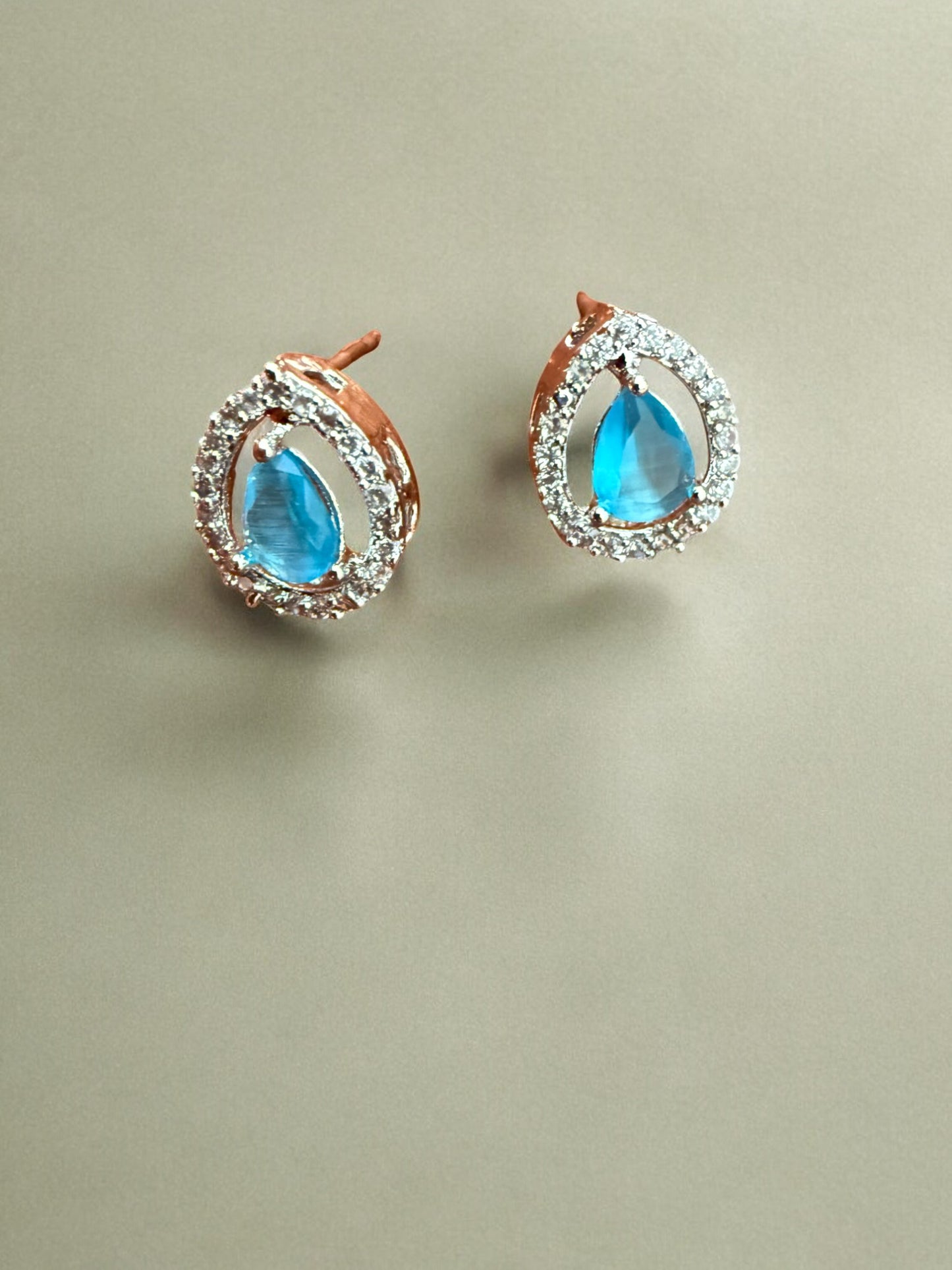 Blue Statement Stone Zircon Pendant Set with Stud Earrings