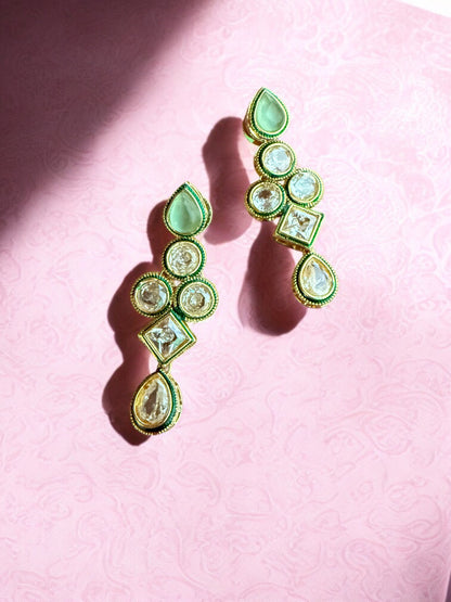 Exquisite Handcrafted Kundan Necklace Set with Mint Green Accents