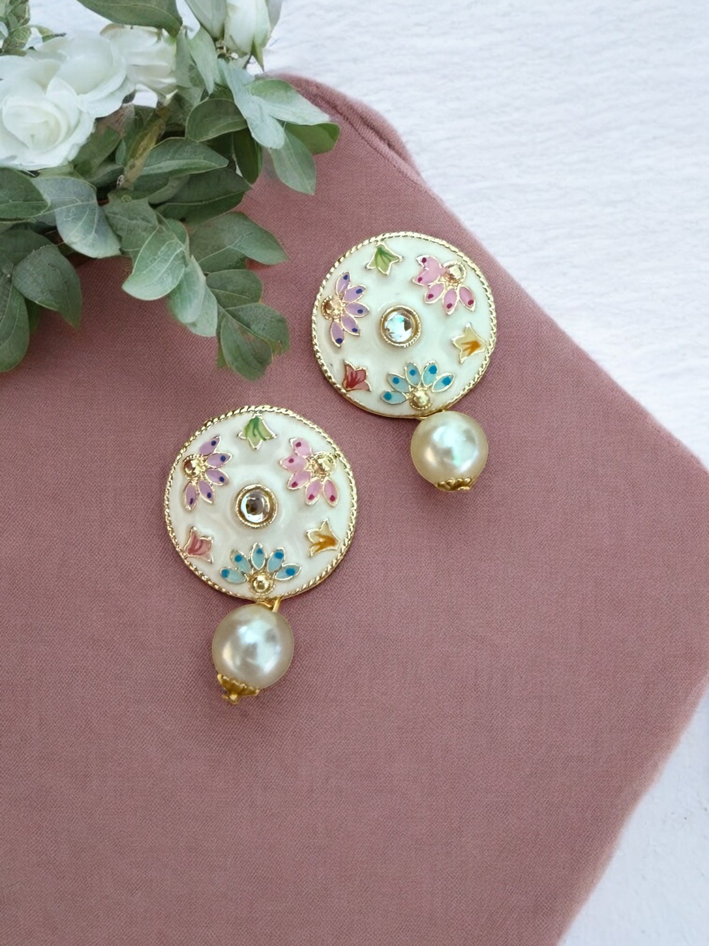 White Enameled Multicolor Beaded Necklace with Mandala Pendant and Pearl Drop Earrings