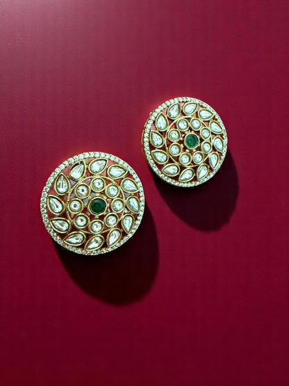 Kundan Encrusted Hasli Necklace Set with Circular Floral Motif