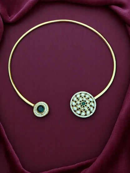 Kundan Encrusted Hasli Necklace Set with Circular Floral Motif