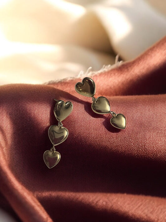 Anti Tarnish Dangling Heart Shaped Gold Earrings