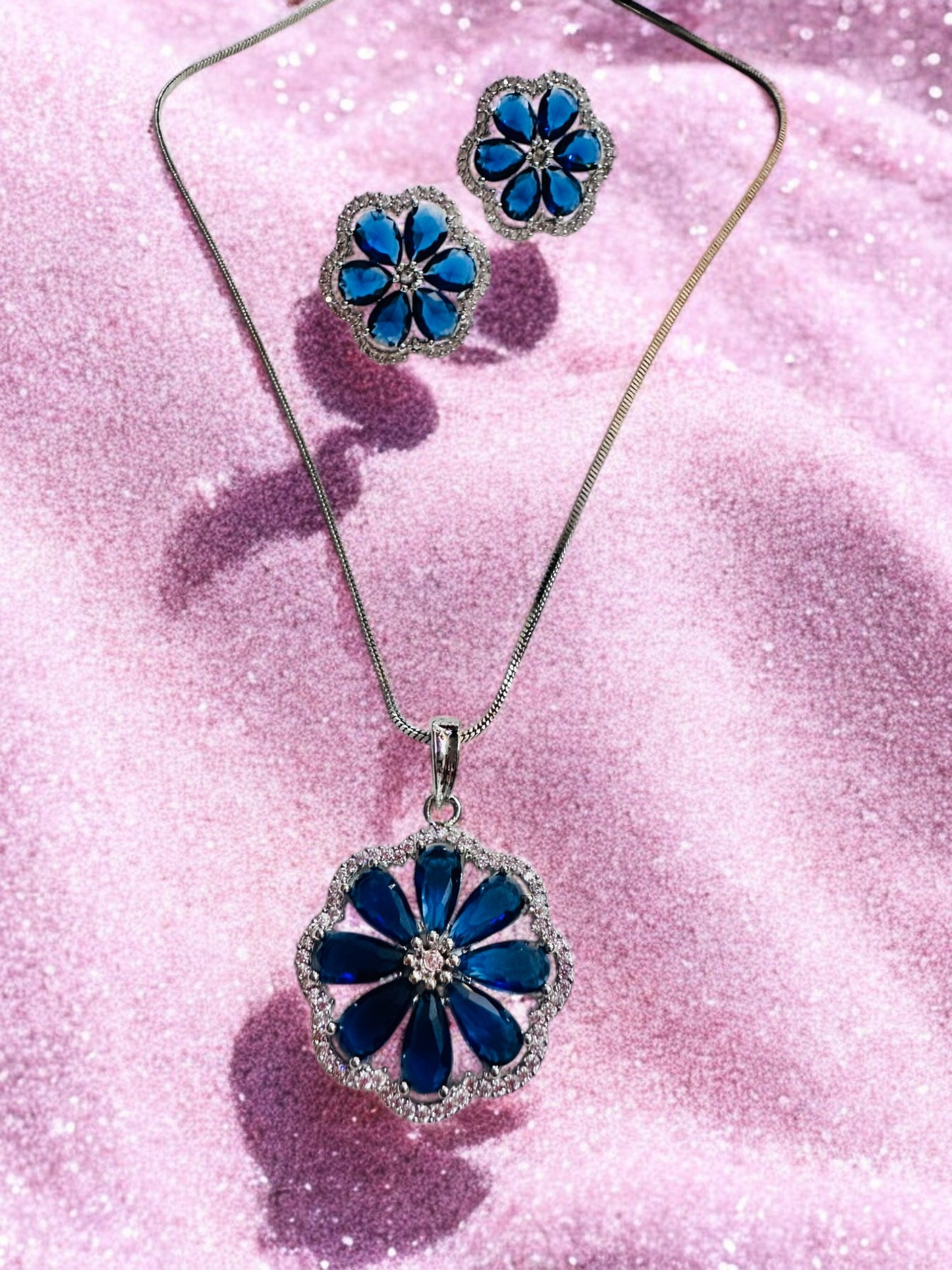 Rhodium Plated Floral Design Pendant Set