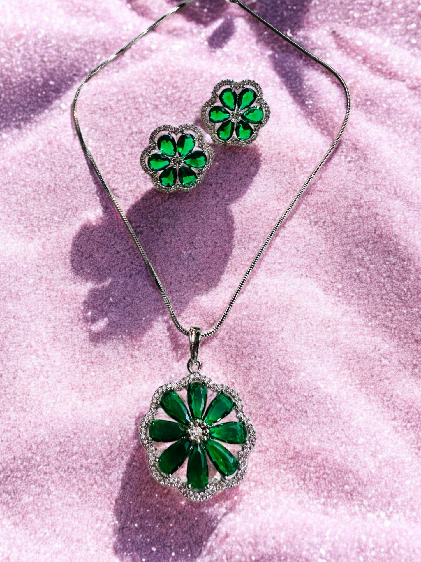 Rhodium Plated Floral Design Pendant Set