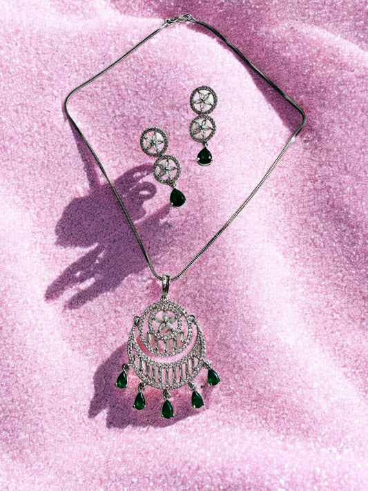 Rhodium Plated Premium Design Pendant Set