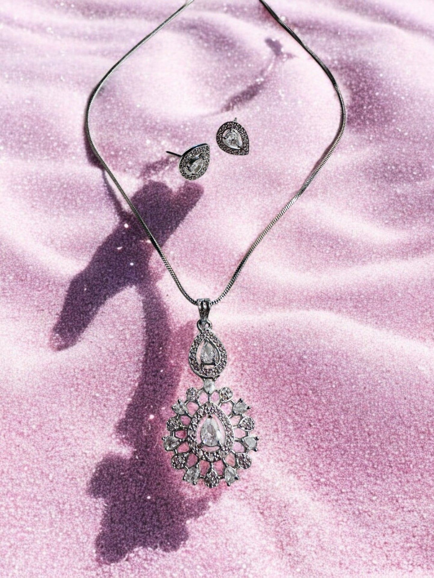 Rhodium Plated Oval Shape Pendant Set