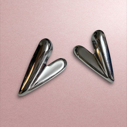 Sculpted Love: Modern Metallic Heart Earrings