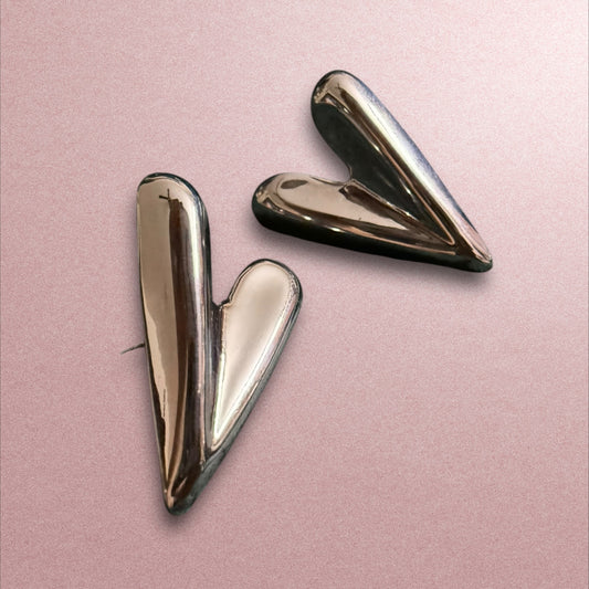 Sculpted Love: Modern Metallic Heart Earrings