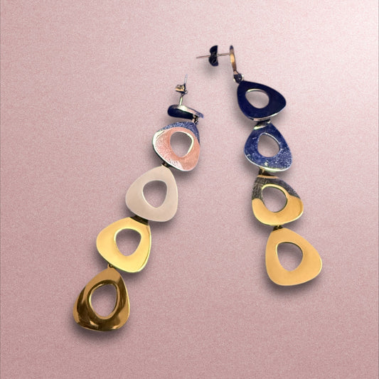 Chic & Contemporary: Geometric Dangle Earrings for a Bold Statement