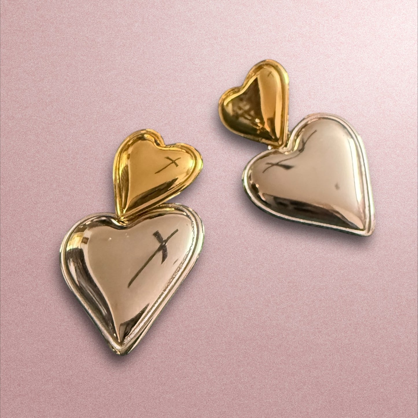Timeless Elegance: Dual-Tone Heart Earrings for a Chic Statement