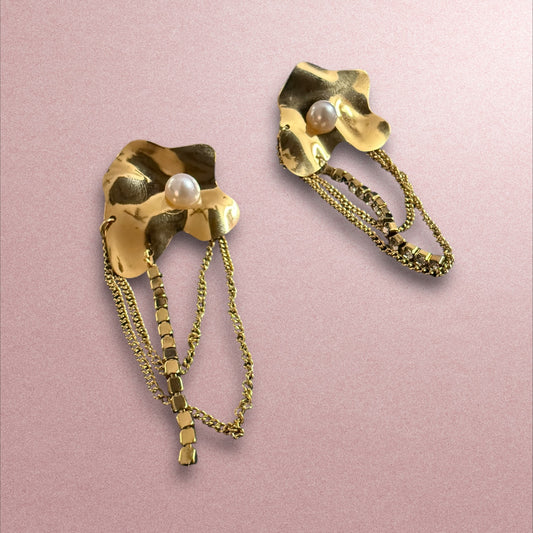Sculptural Elegance: Gold & Pearl Draped Earrings