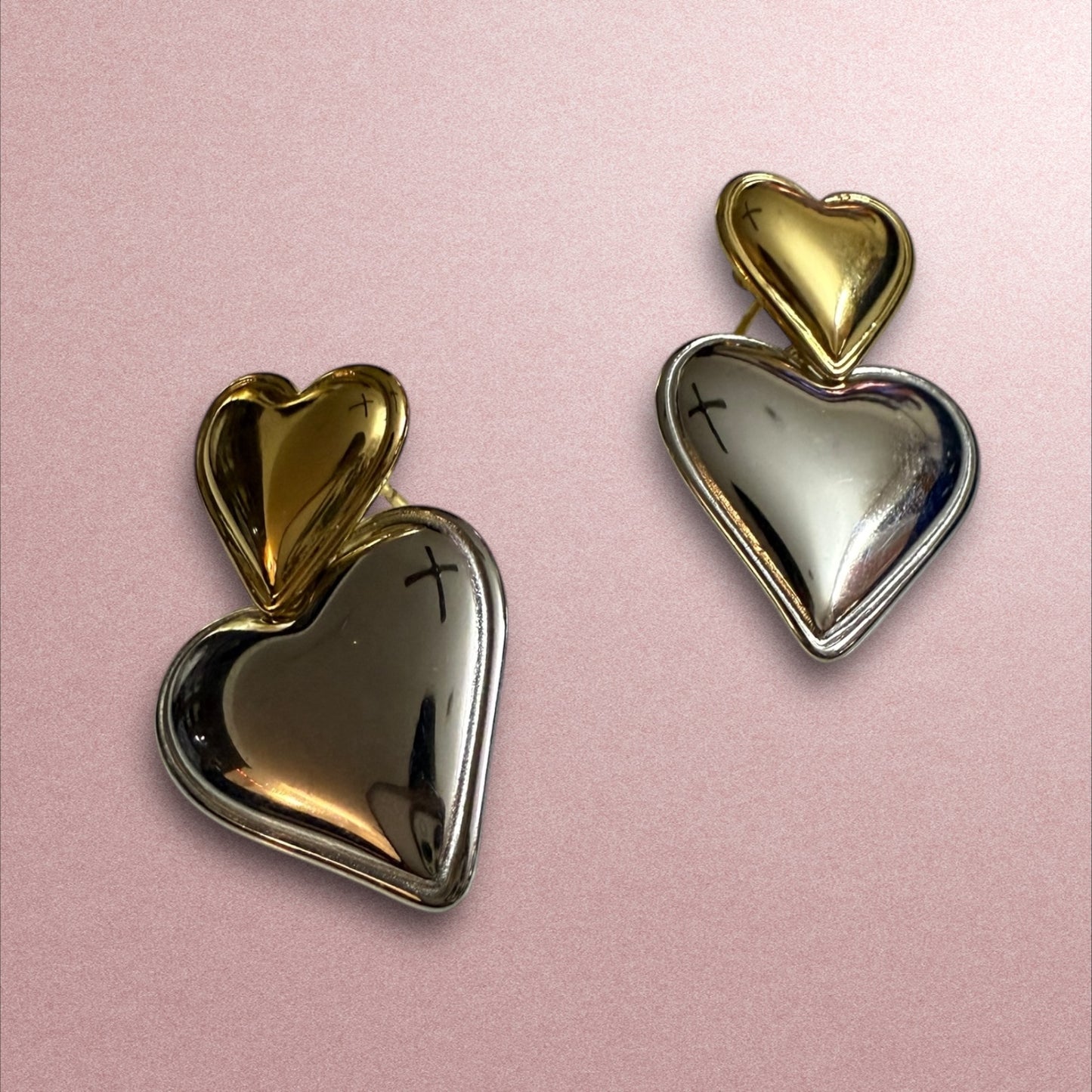 Timeless Elegance: Dual-Tone Heart Earrings for a Chic Statement