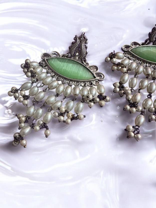 German Silver Green Monalisa Pearl Dangling Earrings Alloy Drops & Danglers